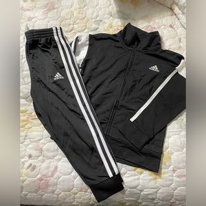 Adidas black and white track suit - size 4 boys